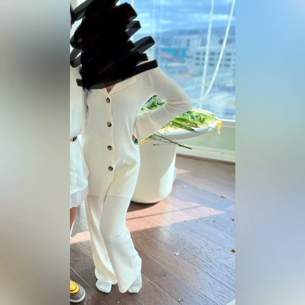 Cream Ribbed Button-Up Cardigan Set - Picture 2 of 2